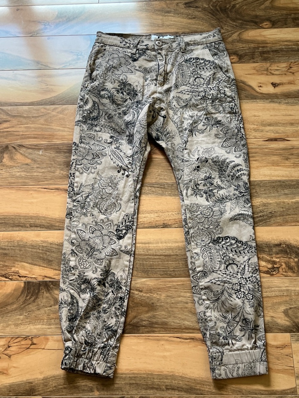 Silence Is Golden Paisley Floral Jogger Pants Size 30 Made USA Boutique